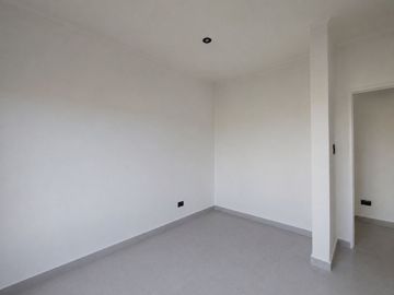 CASA VENTA PRADERAS 57 CAÑUELAS 4 AMBIENTES COCHER