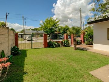 CASAS EN VENTA EN LA PLATA CON JARDIN