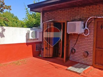 VENTA PH COCHERA PATIO TERRAZA BERNAL OPORTUNIDAD