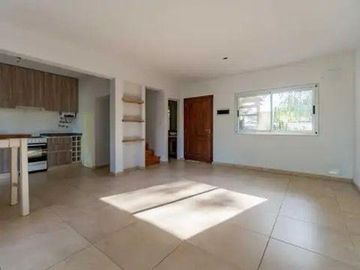 Venta casa 3 dormitorios jardin Funes