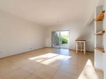 Venta casa 3 dormitorios jardin Funes