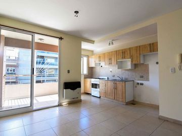 VENTA MONOAMBIENTE CON BALCON LINIERS APTO CREDITO