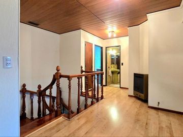 CASA CHALET 5 AMB. PISCINA SAUNA JACUZZI COCHERA