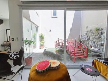 VENTA CASA AVELLANEDA 6 AMBIENTES PARQUE PILETA