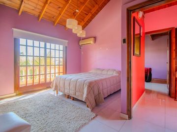 Casa en venta 4 amb con quincho Lomas de Zamora