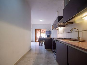 Casa en venta 4 amb con quincho Lomas de Zamora