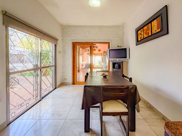 Casa en venta 4 amb con quincho Lomas de Zamora