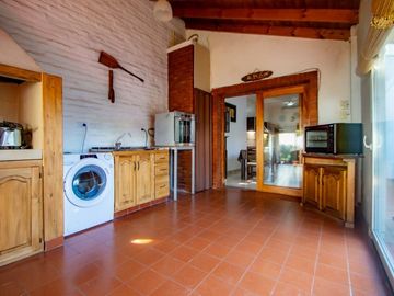 Casa en venta 4 amb con quincho Lomas de Zamora