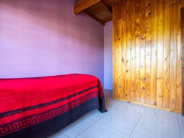 Casa en venta 4 amb con quincho Lomas de Zamora