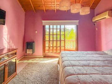Casa en venta 4 amb con quincho Lomas de Zamora