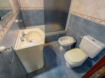 Casa en venta 4 amb con quincho Lomas de Zamora
