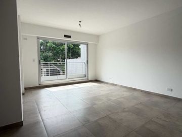 VENTA DEPTO 2 AMB CON BALCON CORRIDO - EN CASEROS