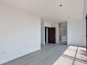 VENTA DEPARTAMENTO 3 AMBIENTES DIVI PILAR CENTRO