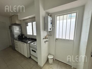 VENTA Departamento 4 ambientes con patio - Flores - CABA