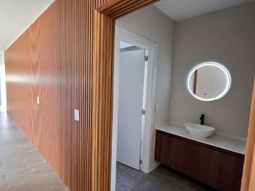 CASA EN TEJAS 4 PLANTA BAJA MALAGUEÑO
