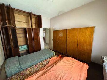 VENTA PROPIEDAD 3 AMB CON PATIO APTO CREDITO MERLO