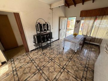 VENTA CASA 3 AMBIENTES EN RAFAEL CASTILLO