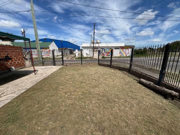 VENTA CASA 3 AMBIENTES EN RAFAEL CASTILLO