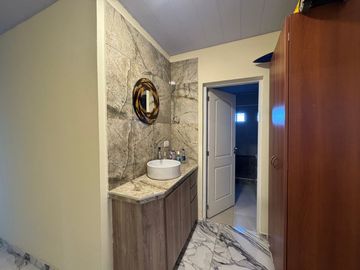 CASA EN VENTA EN PERGAMINO CON PILETA
