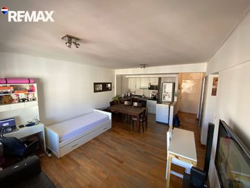 Venta Depto 2 ambientes c/ Balcón Parque Chacabuco