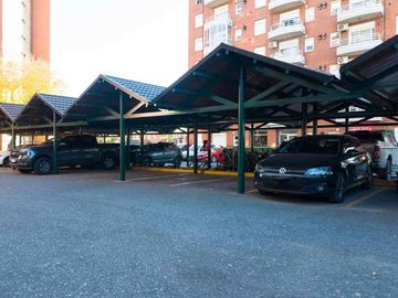 VENTA DEPTO 3 AMB. CON COCHERA. SARANDÍ.