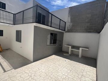 CASA SOLA EN VENTA