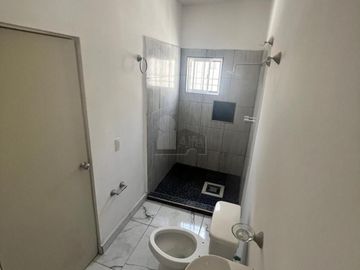 CASA SOLA EN VENTA