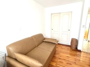 VENTA CASA 4 AMBIENTES EN CASTELAR