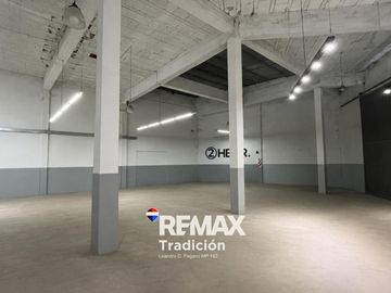 ALQUILER LOCAL CON DEPÓSITO- GRAN UBICACIÓN