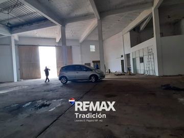 ALQUILER LOCAL CON DEPÓSITO- GRAN UBICACIÓN