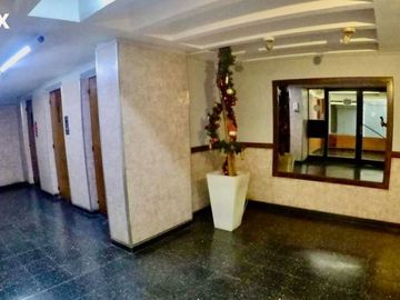DEPARTAMENTO EN VENTA IMPECABLE MICROCENTRO