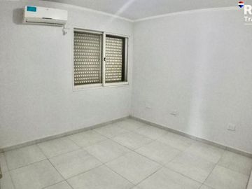 DEPARTAMENTO EN VENTA IMPECABLE MICROCENTRO