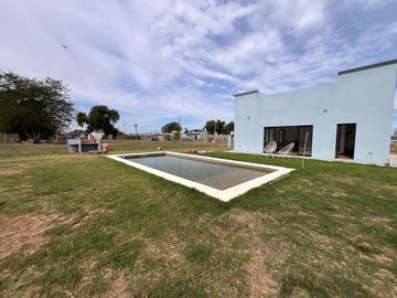 CASA EN VENTA LA PLATA BARRIO LA NATIVA