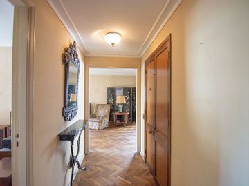 VENTA PISO 4 AMB CON BALCON COCHERA EN BELGRANO