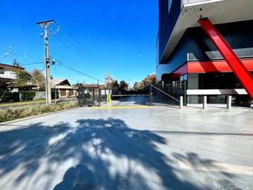 Local comercial en arriendo  en LAS CONDES