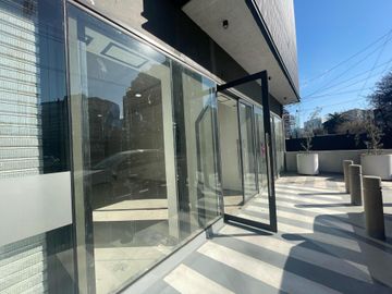 Local comercial en arriendo  en LAS CONDES