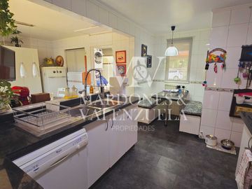 Casa en venta  en PEÑALOLÉN