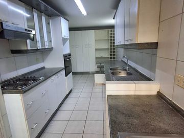 Departamento en arriendo  en LAS CONDES