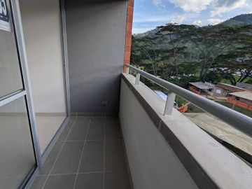 ARRIENDO de APARTAMENTO en LA ESTRELLA
