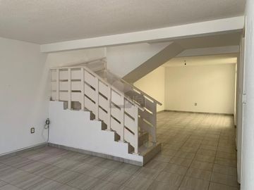 Casa en Venta en Privada Valle de Bravo II, San Luis Potosí por plaza El Dorado
