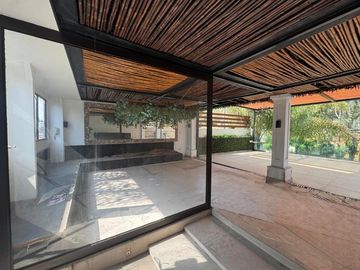 CASA EN VENTA EN LAS ALAMEDAS