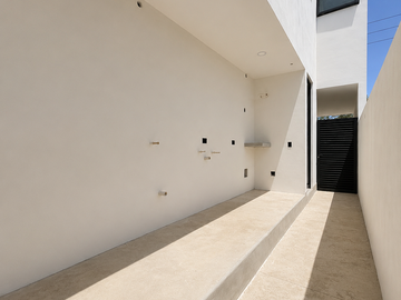 CASA EN VENTA MERIDA, CHOLUL, CASA MORA, ENTREGA INMEDIATA.