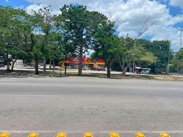 Local en Plaza Paraiso, zona norte de Merida