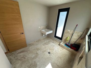 Casa en venta en lomas del pedregal, San Luis Potosí