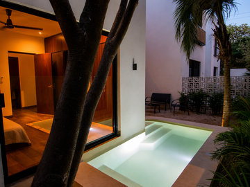 | Townhouse en Renta en Montes de Amé |
