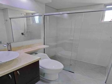 APARTAMENTO EN ARRIENDO UBICADO EN MEDELLIN SECTOR LAURELES