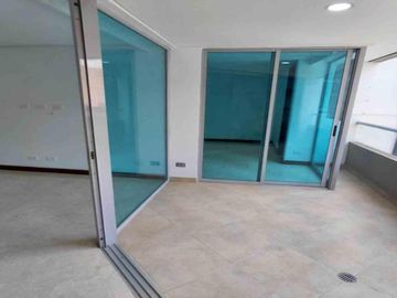 APARTAMENTO EN ARRIENDO UBICADO EN MEDELLIN SECTOR LAURELES