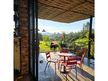 ESPECTACULAR CASA CAMPESTRE EN VENTA