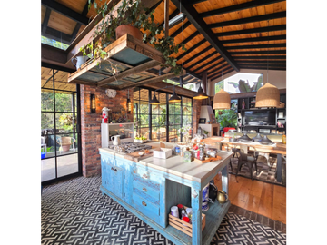 ESPECTACULAR CASA CAMPESTRE EN VENTA