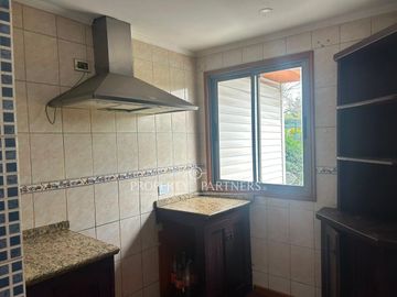 Casa en arriendo en Condominio El Duraznal – amplia parcela Calera de Tango